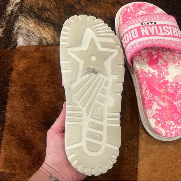 Christian Dior DWay Platfrom Slides - Hot Pink - Picture 8 of 8